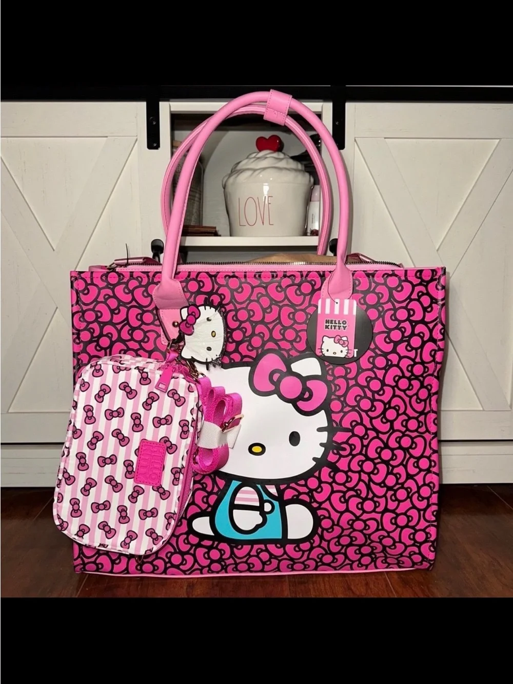 Hello Kitty Pink Bow Graphic Tote 3 Piece Set with Matching Pouch